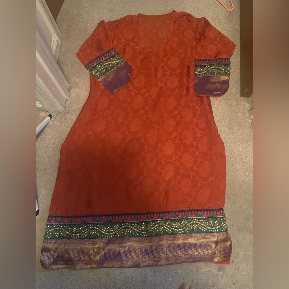 Traditional Indian 3pc outfit